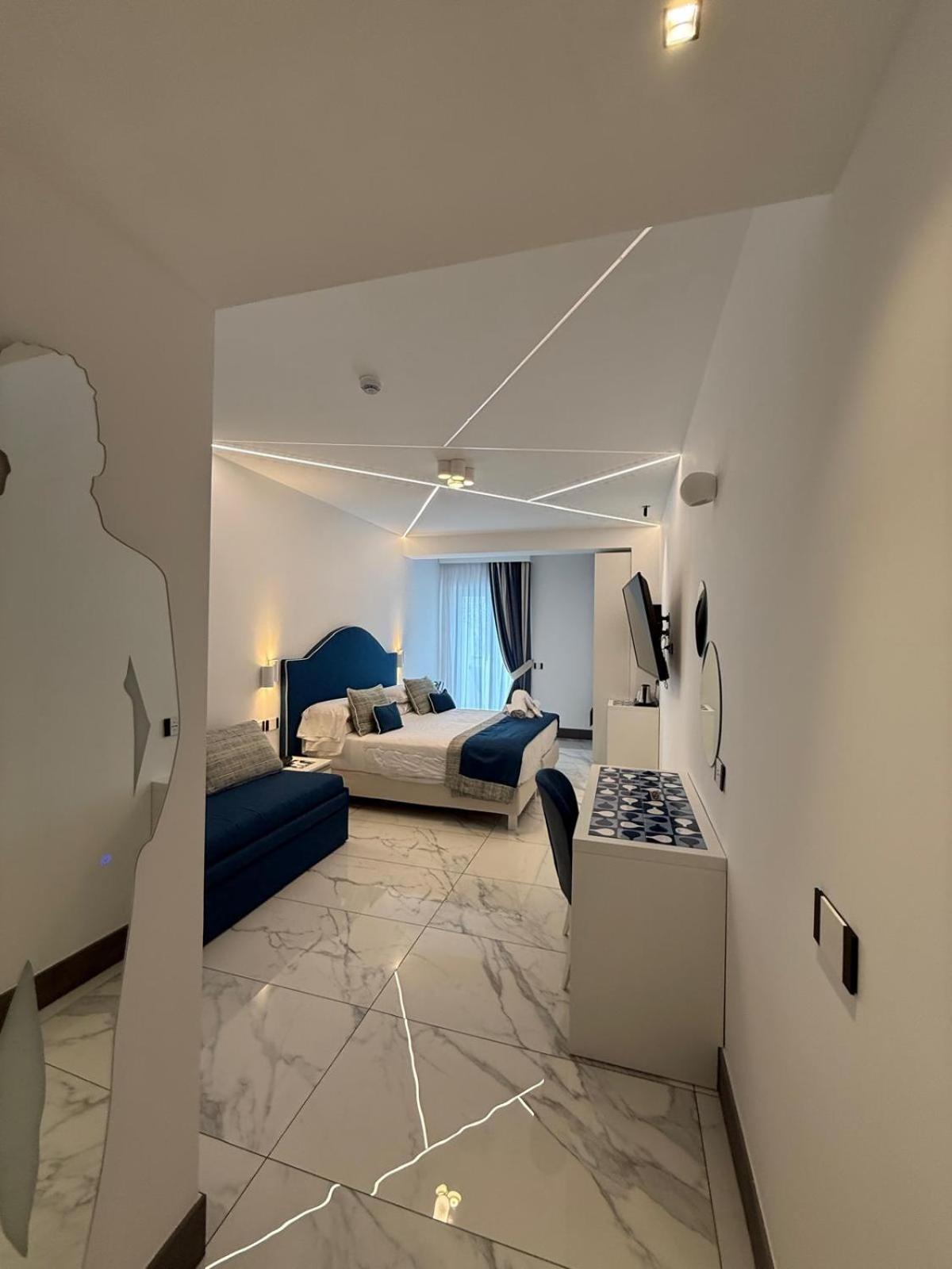 Art Pasitea Hotel 4*